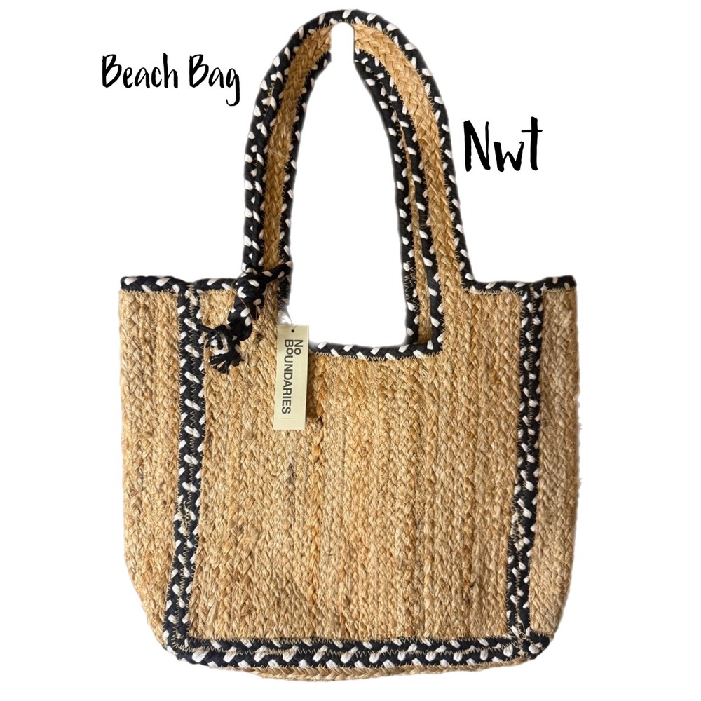 NWT No Boundaries‎ Women's
Jute Tote, Black & White